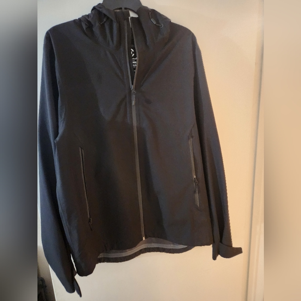 Men's Champion Waterproof zip up jacket with hood size Medium